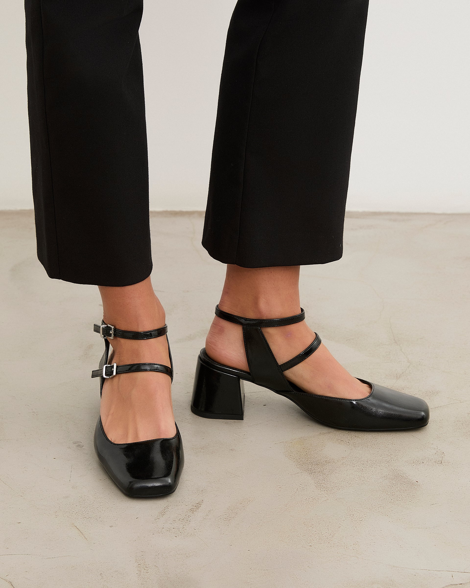 AUDREY NEGRO – MIM - Main Image