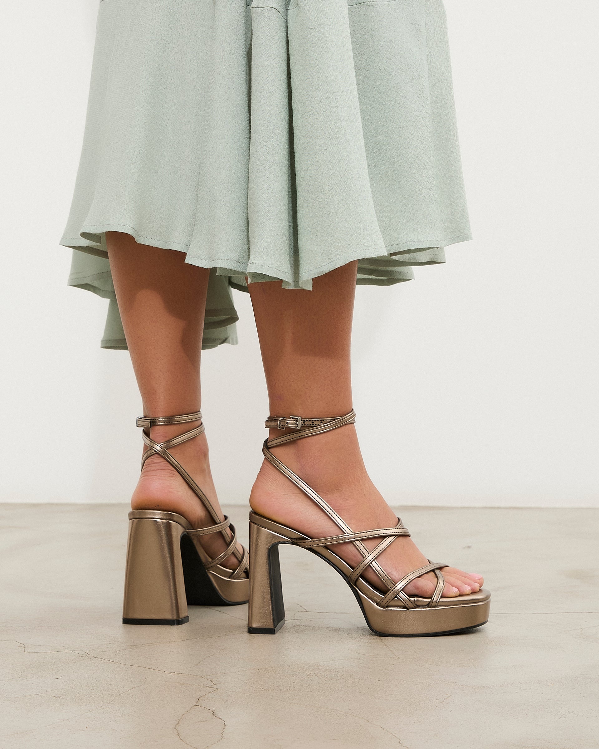 NORI METALIZADO – MIM