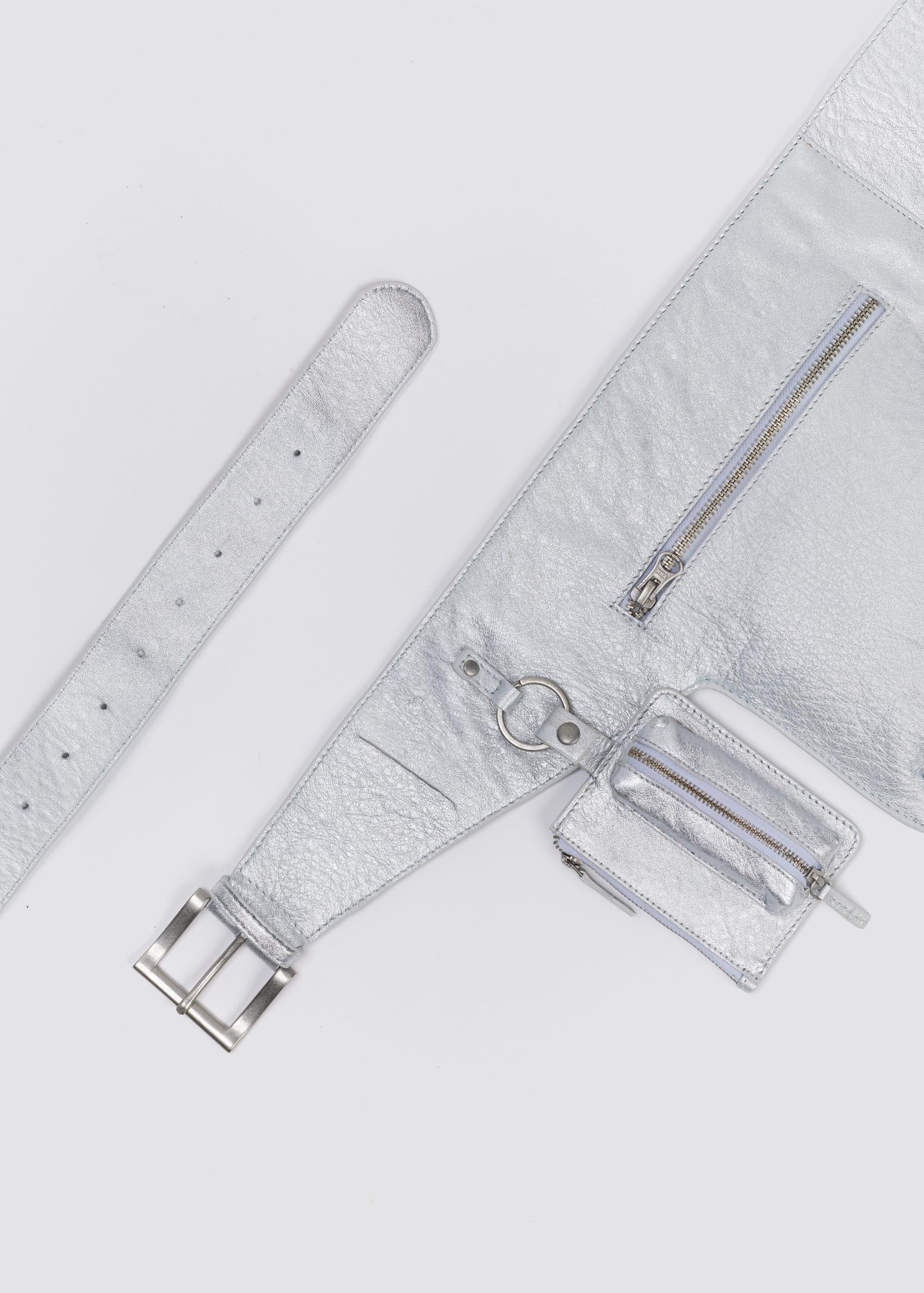 MIM Bolso Unica KEISER BELT PLATEADO