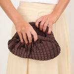 MIM Bolso UNICA POT BAG CHOCOLATE