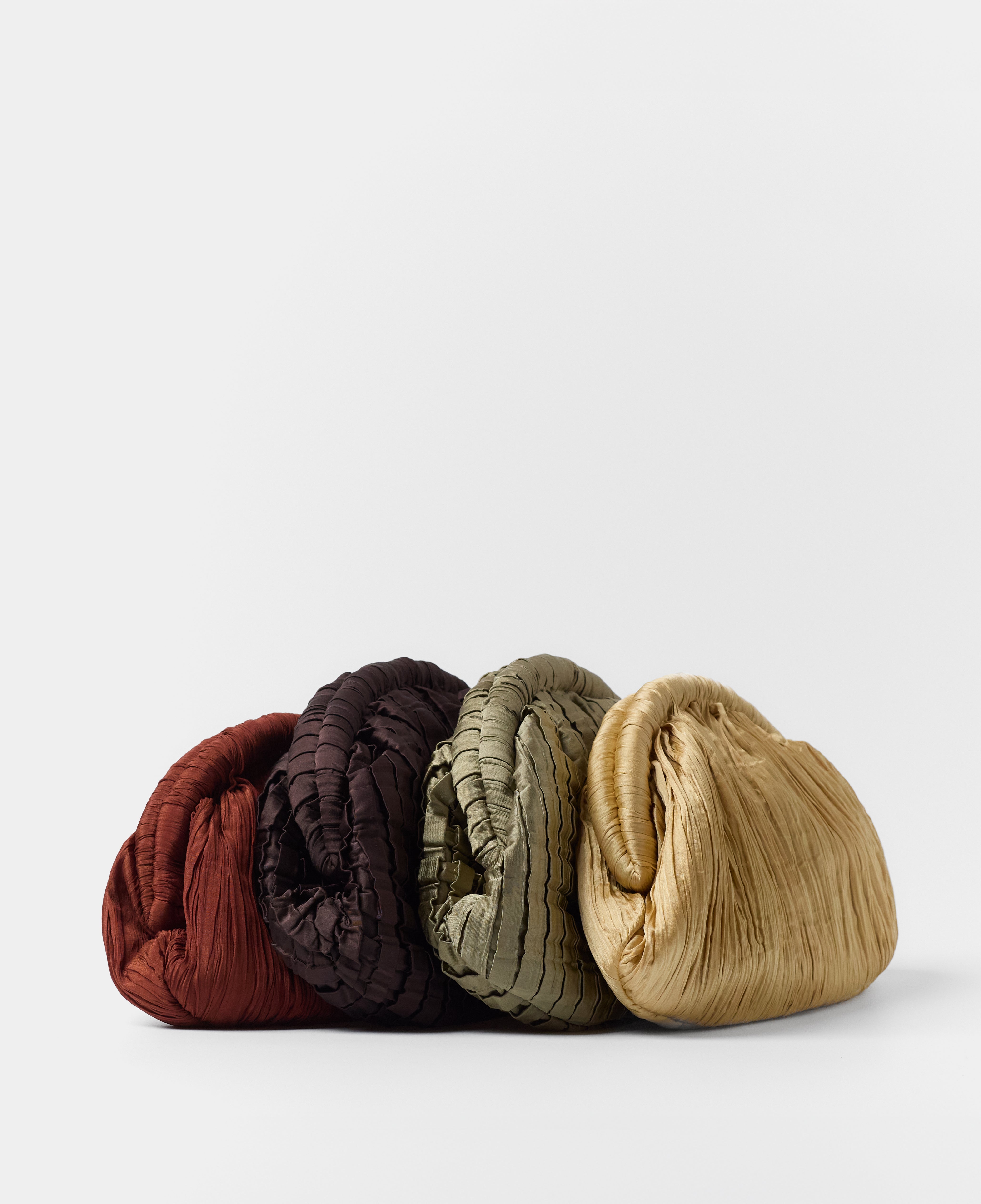 MIM Bolso UNICA POT BAG METALIZADO