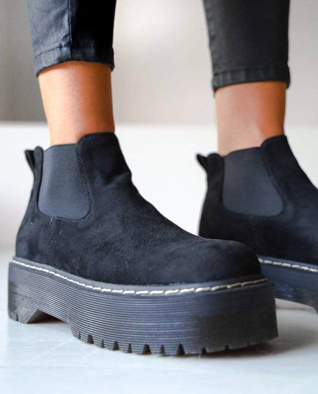 MIM Botas y botines CÓMIC NEGRO