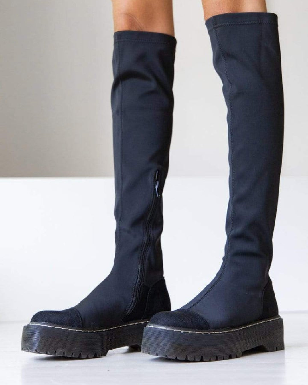 MIM Botas y botines Team Rocket Negro