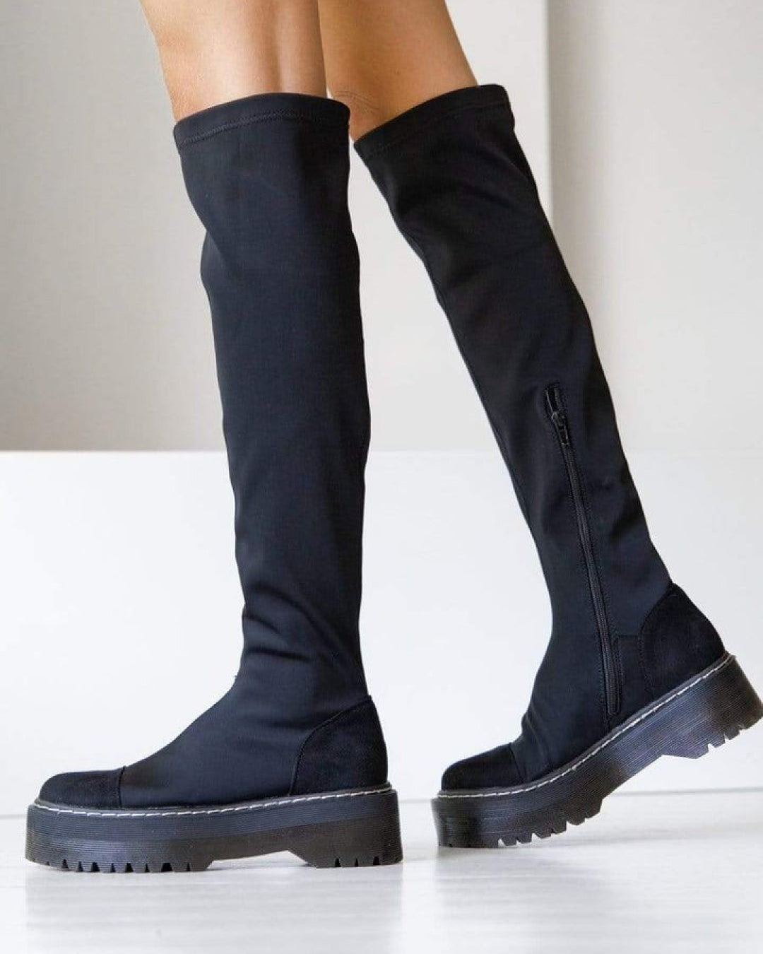 MIM Botas y botines Team Rocket Negro