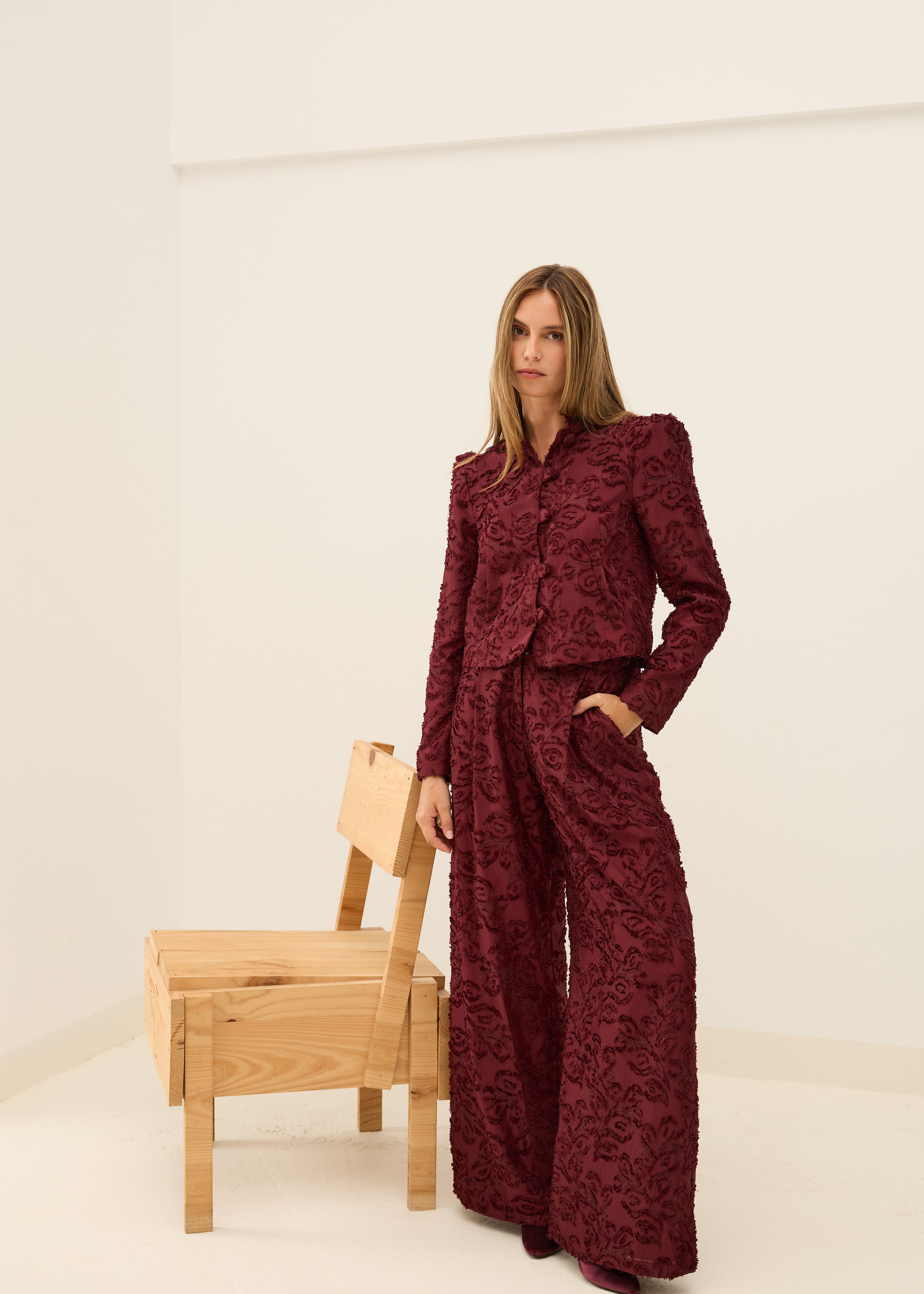MIM Pantalón PANTALÓN BLADE BURDEOS