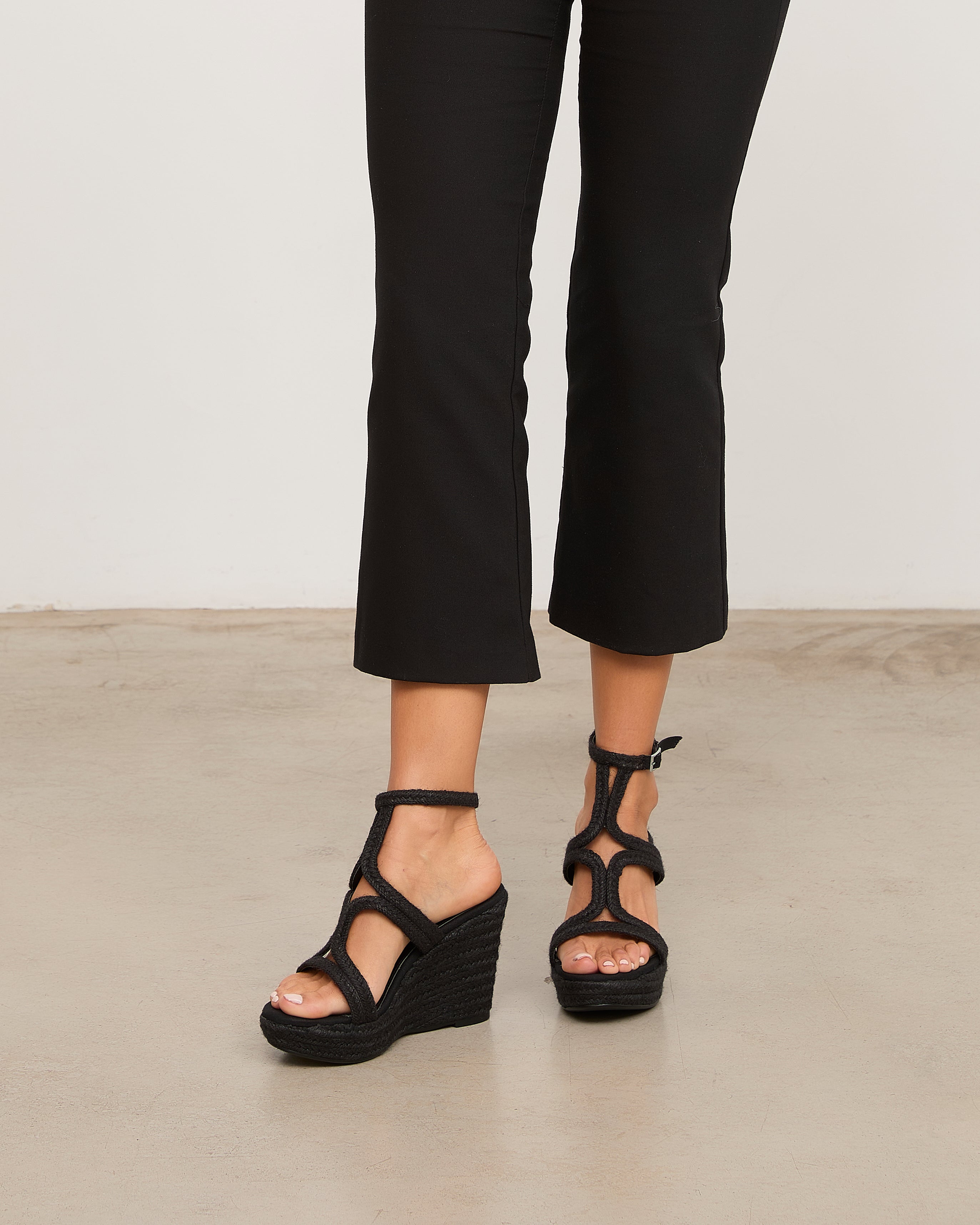 MIM Plataforma alta MIRTA NEGRO