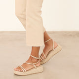 MIM Plataforma baja CHIKO DORADO