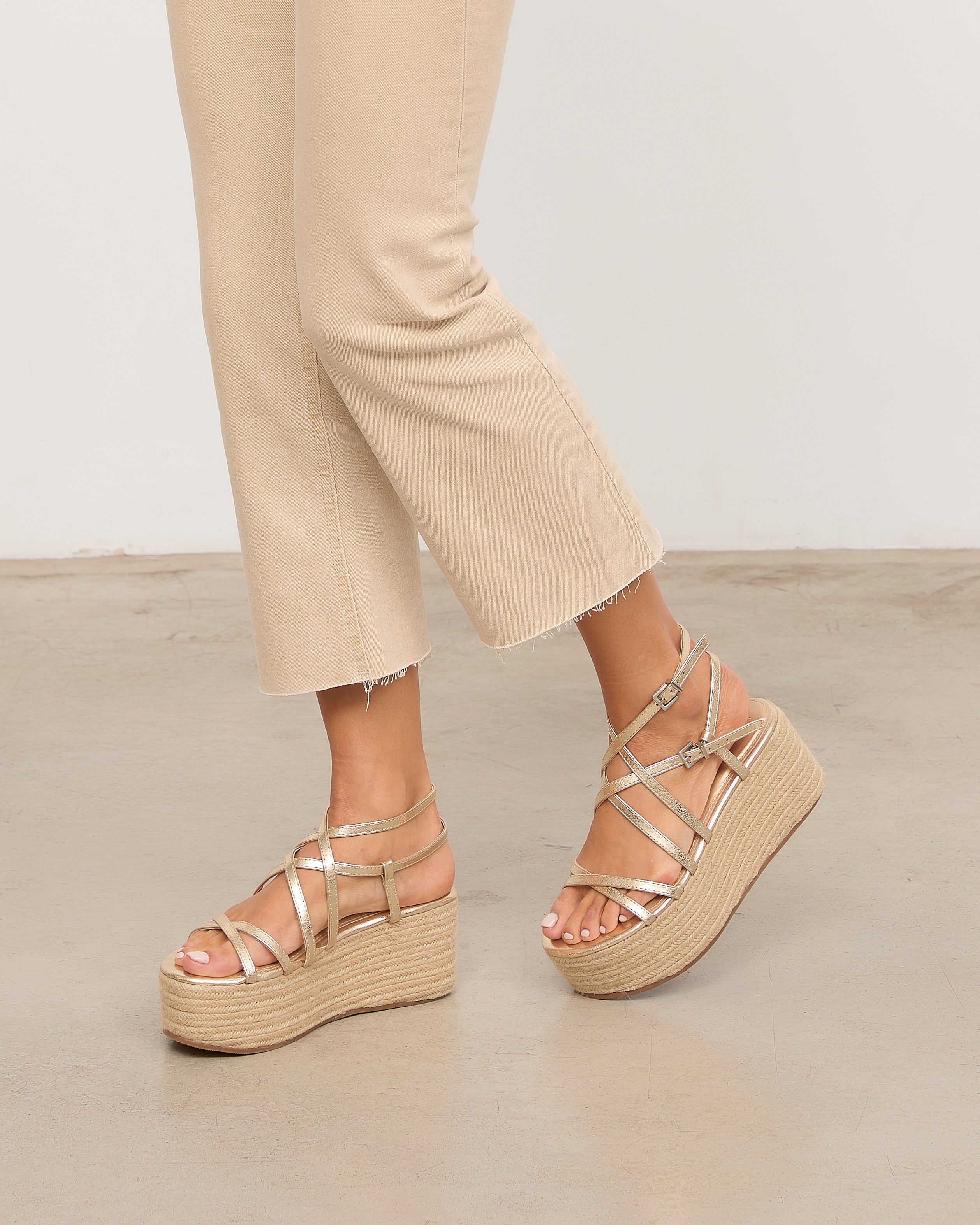 MIM Plataforma baja ZAHARA DORADO