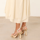 MIM Sandalia de tacón ALAIA DORADO