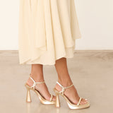 MIM Sandalia de tacón ALAIA DORADO