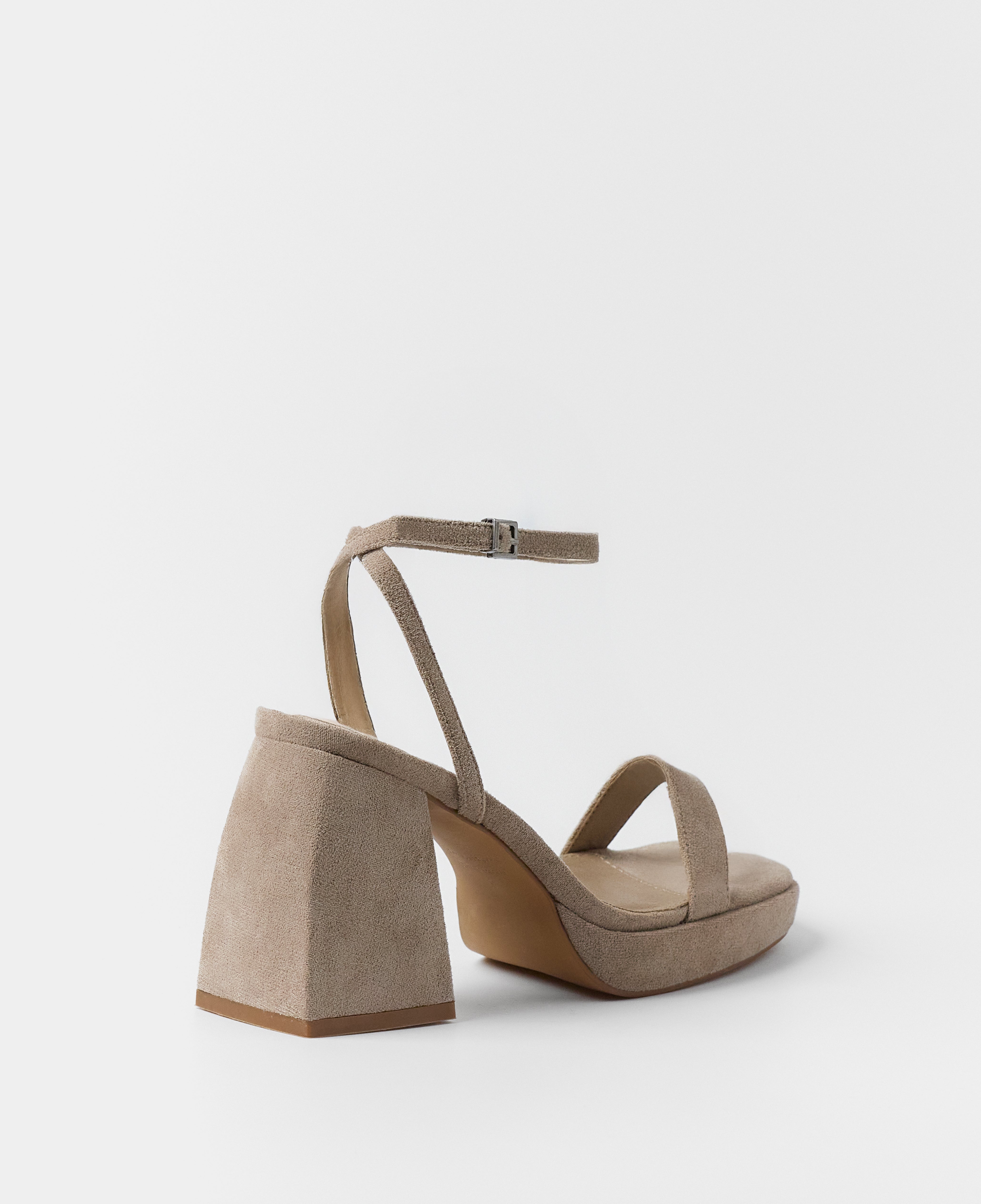 MIM Sandalia de tacón BAZ TOPO