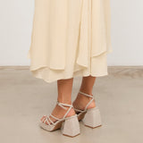 MIM Sandalia de tacón Brat Topo