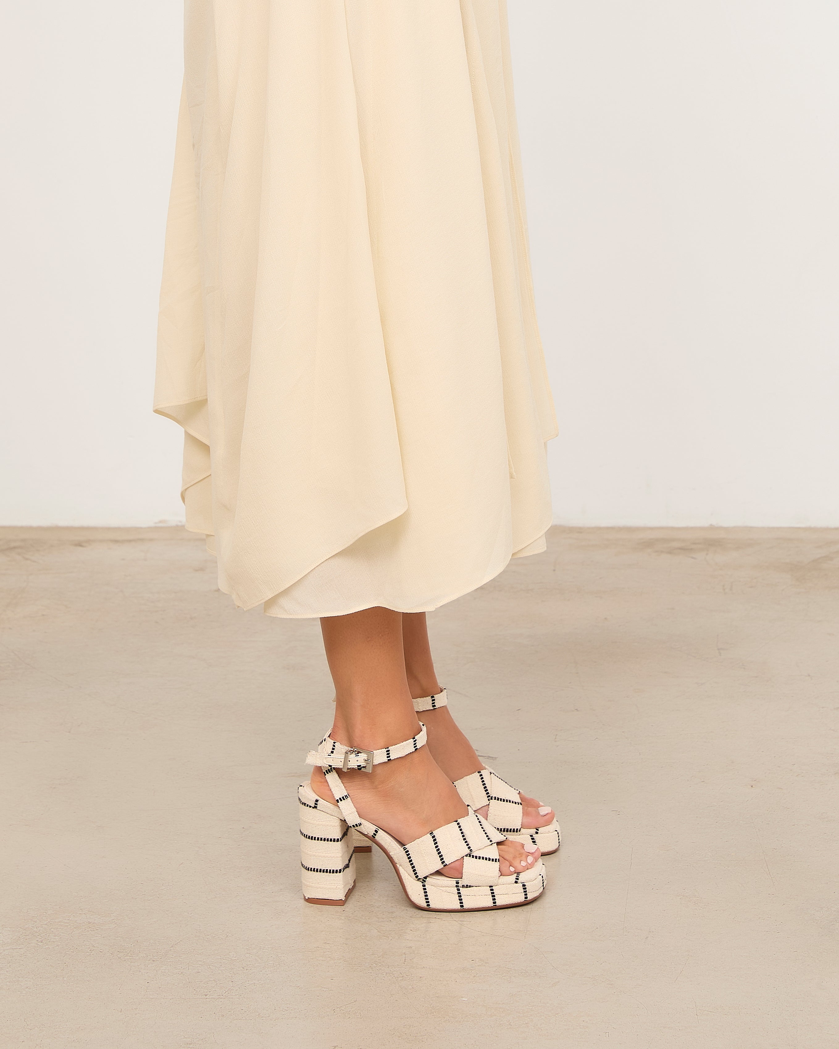 MIM Sandalia de tacón CUBA BEIGE RAYAS