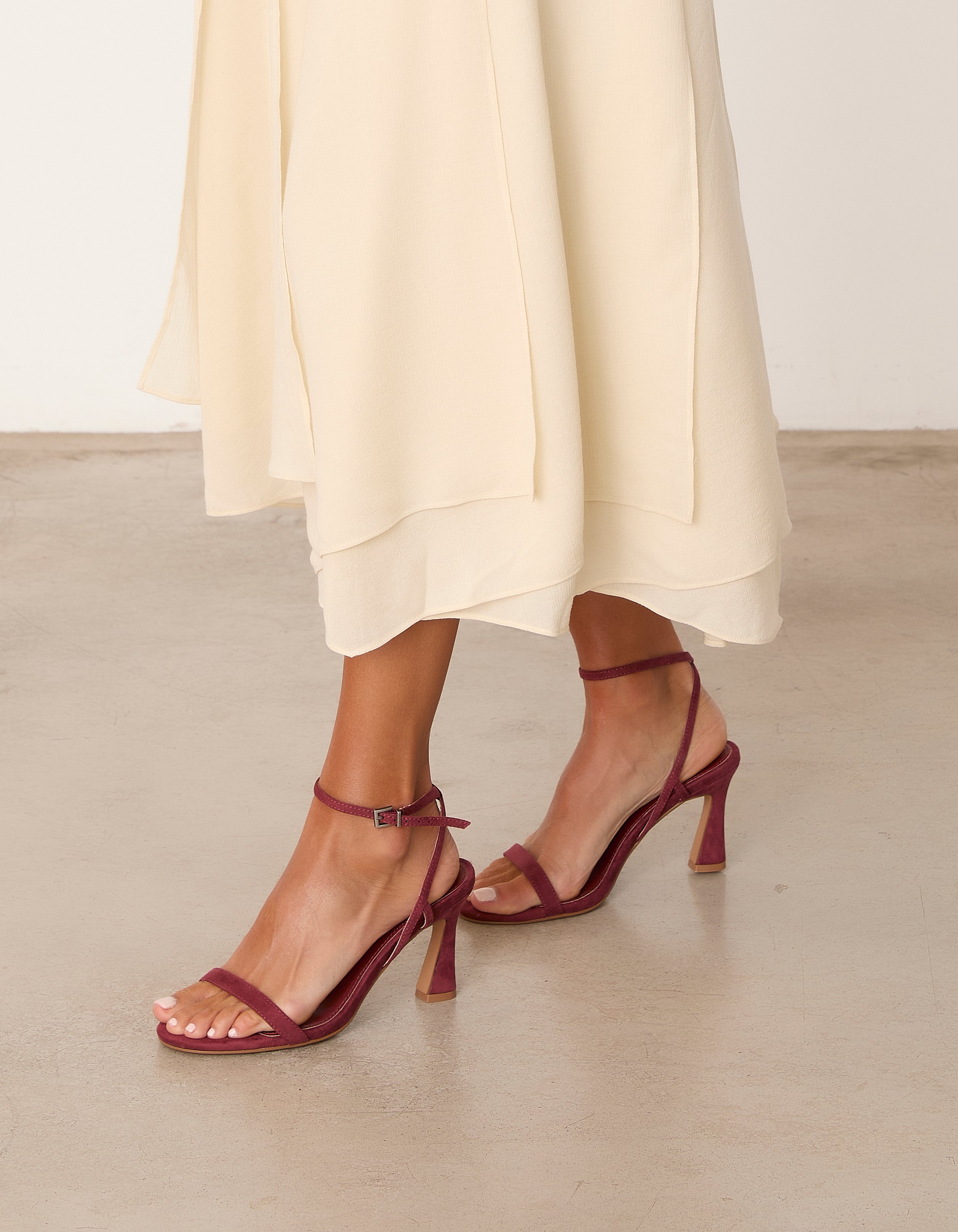 MIM Sandalia de tacón ELIOT BURDEOS