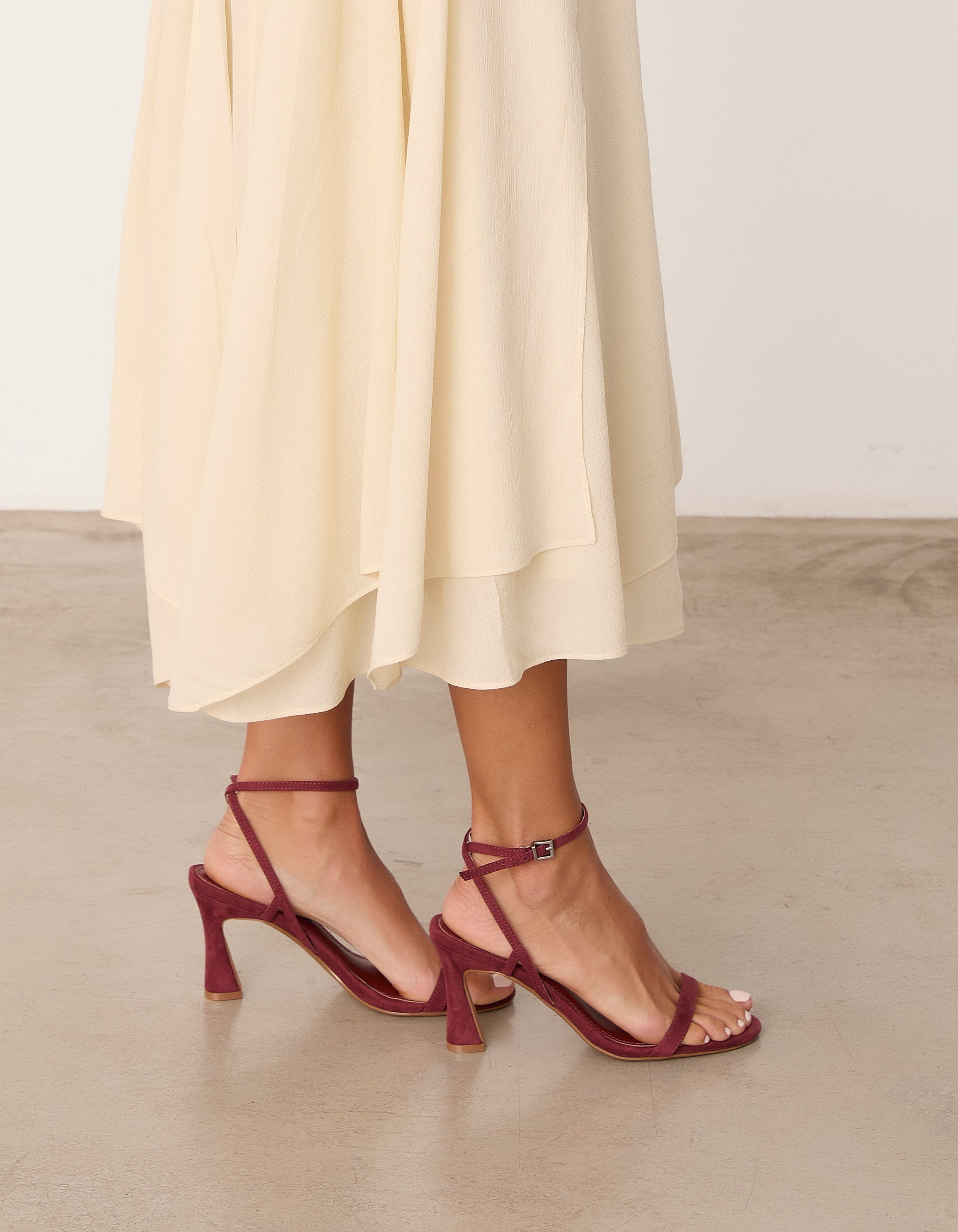 MIM Sandalia de tacón ELIOT BURDEOS