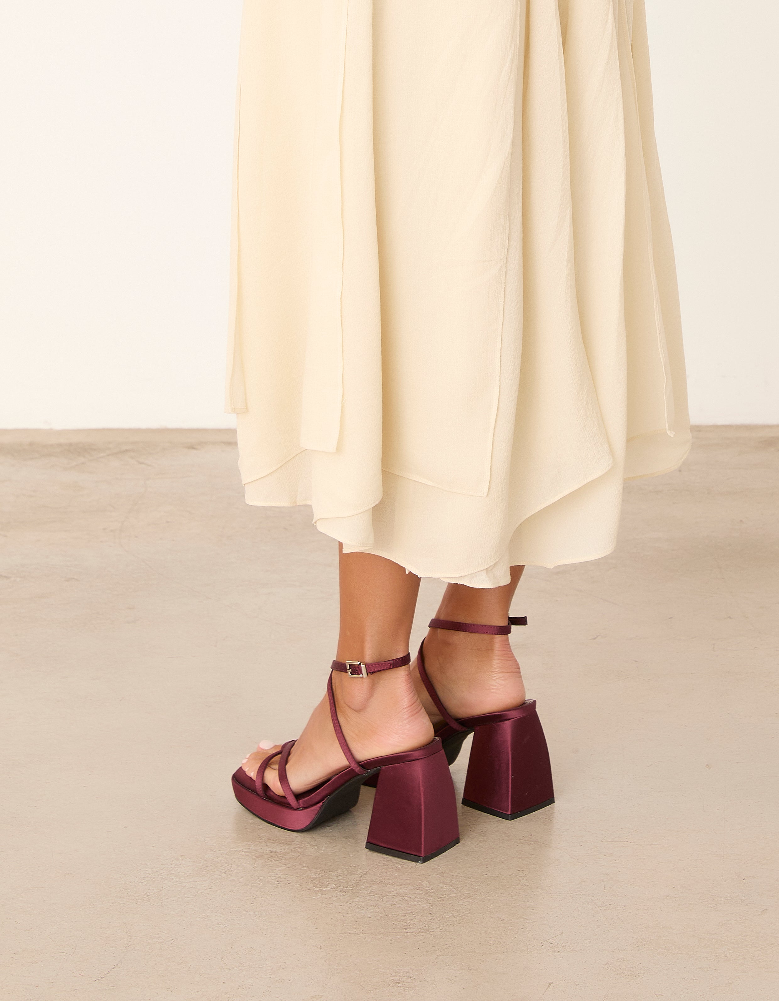 MIM Sandalia de tacón ENOA BURDEOS