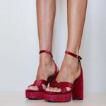 MIM Sandalia de tacón GAIA BURDEOS