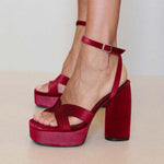 MIM Sandalia de tacón GAIA BURDEOS