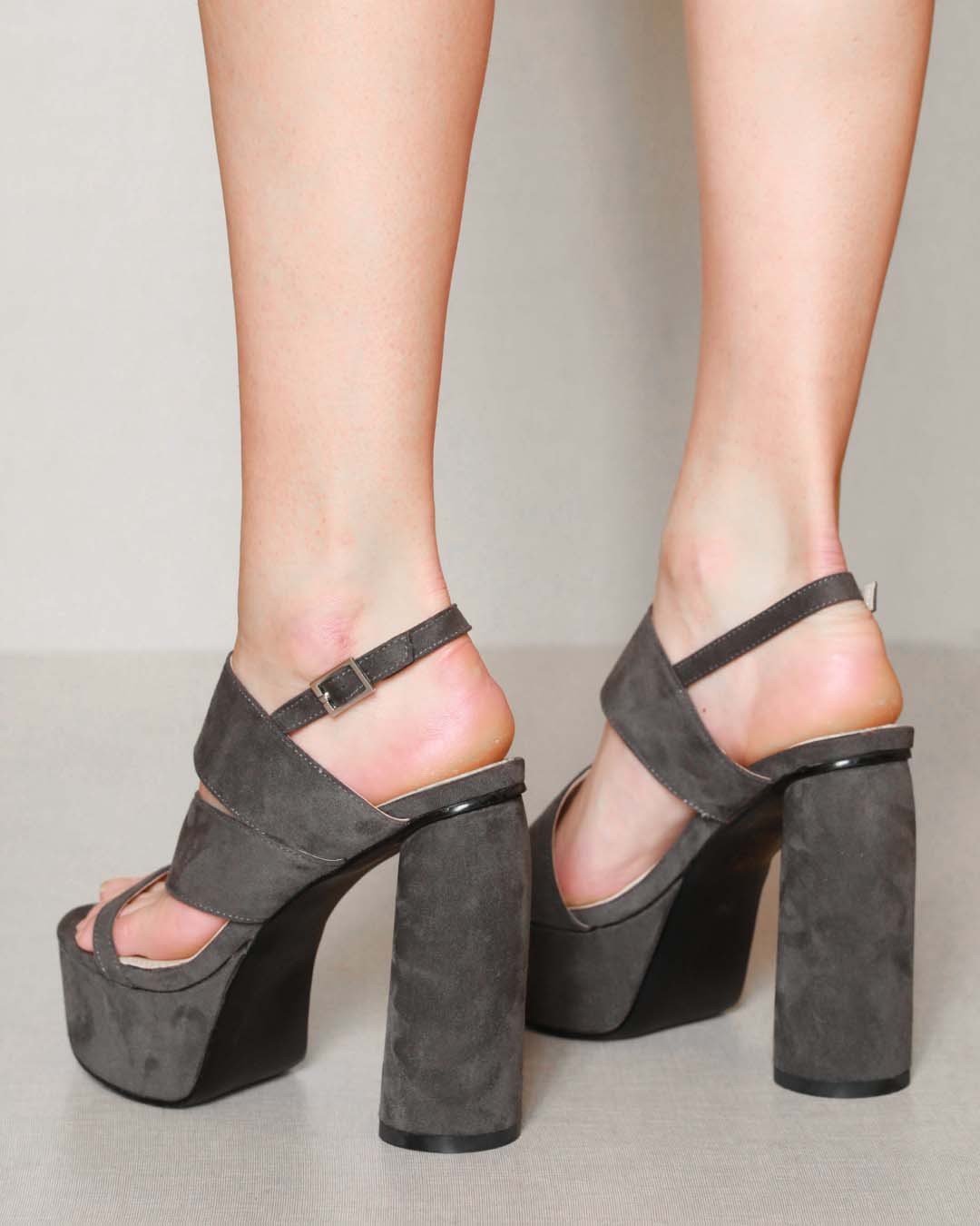 MIM Sandalia de tacón Halo Verde