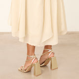 MIM Sandalia de tacón Jan Dorado