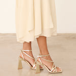 MIM Sandalia de tacón Jan Dorado