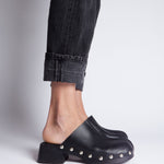 MIM Sandalia de tacón LEVI NEGRO