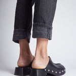 MIM Sandalia de tacón LEVI NEGRO