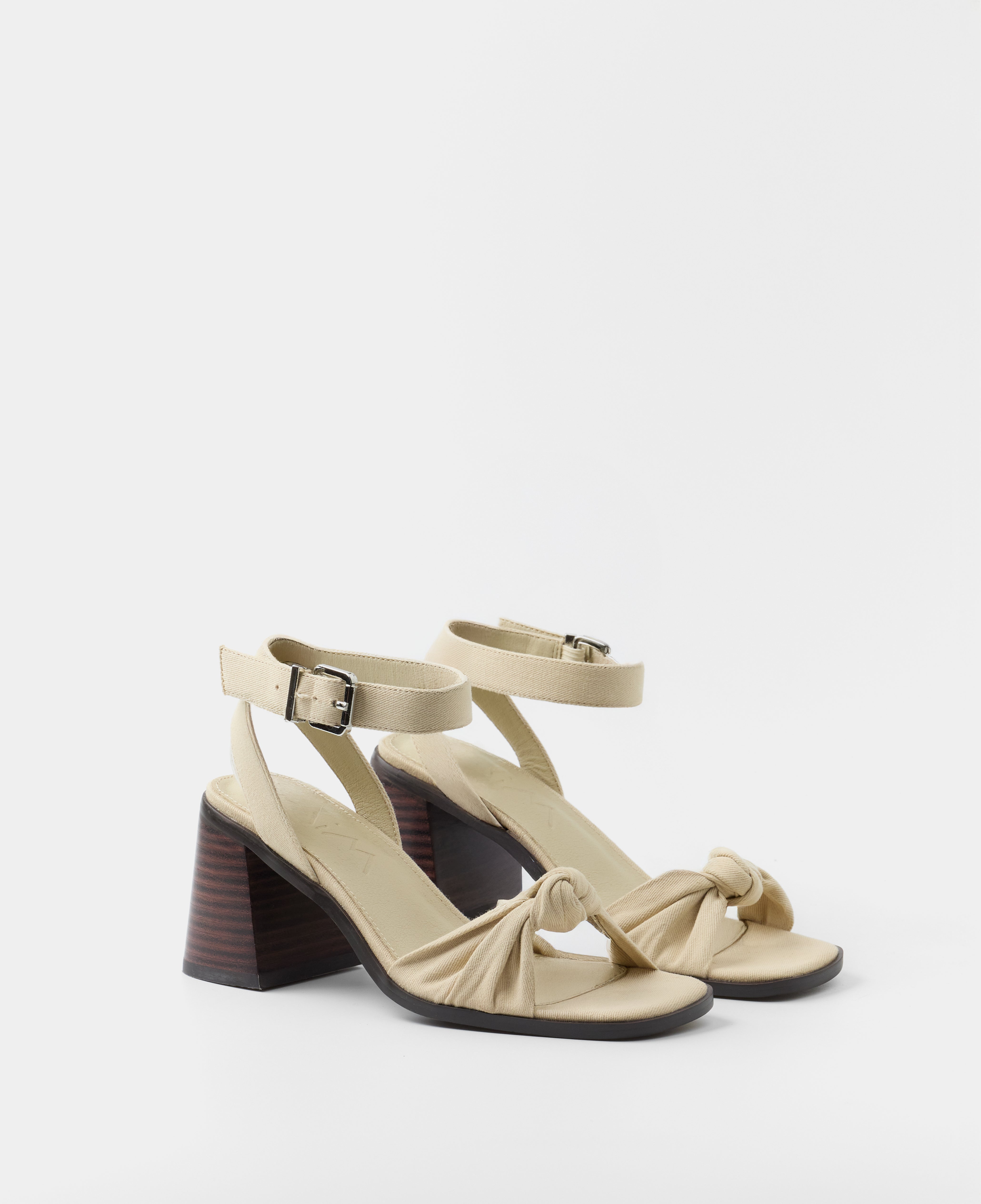 MIM Sandalia de tacón LIANE BEIGE