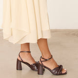 MIM Sandalia de tacón LUA CHOCOLATE