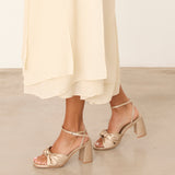 MIM Sandalia de tacón LUA DORADO