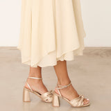 MIM Sandalia de tacón LUA DORADO