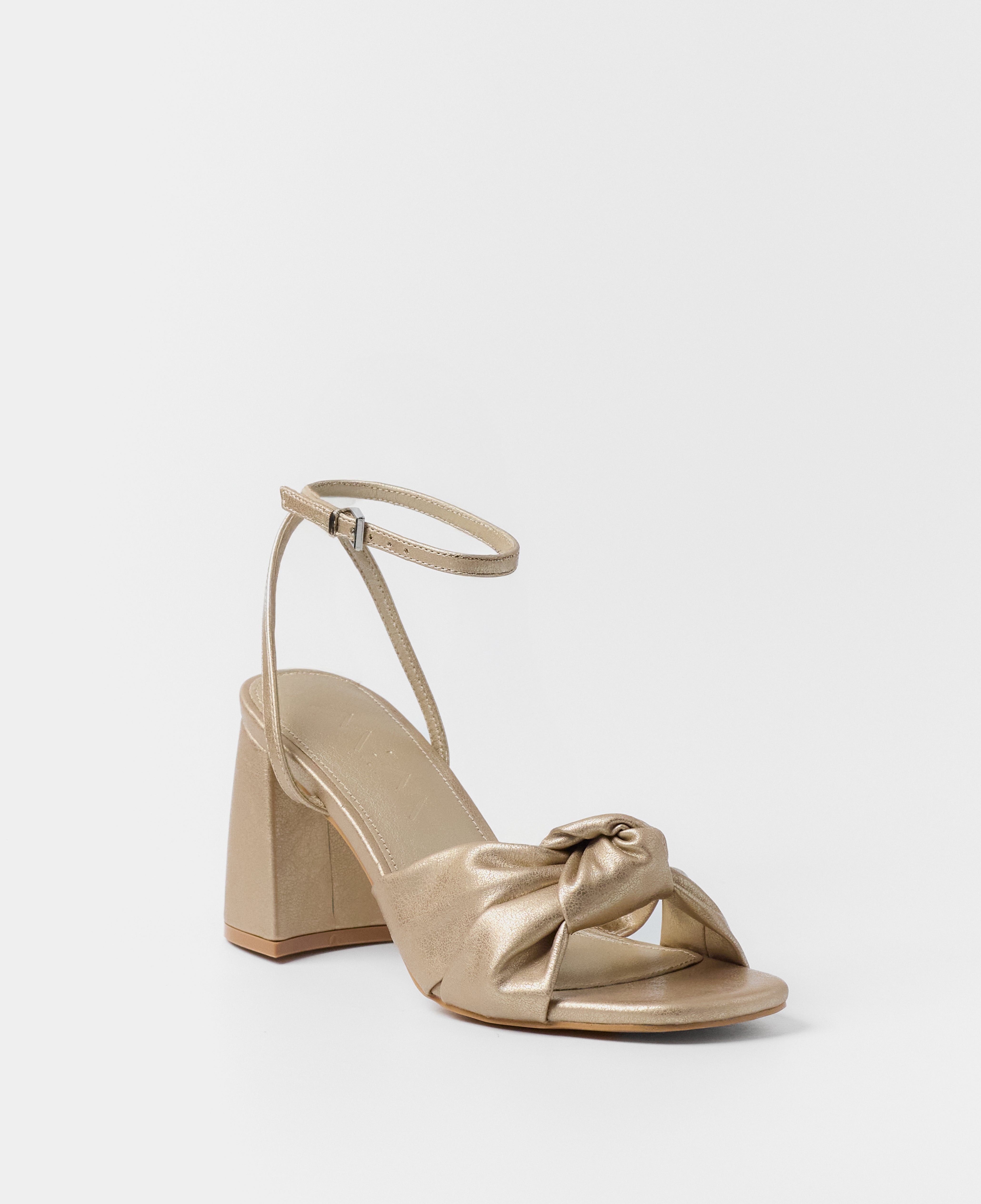MIM Sandalia de tacón LUA DORADO