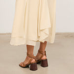 MIM Sandalia de tacón LUC CAMEL