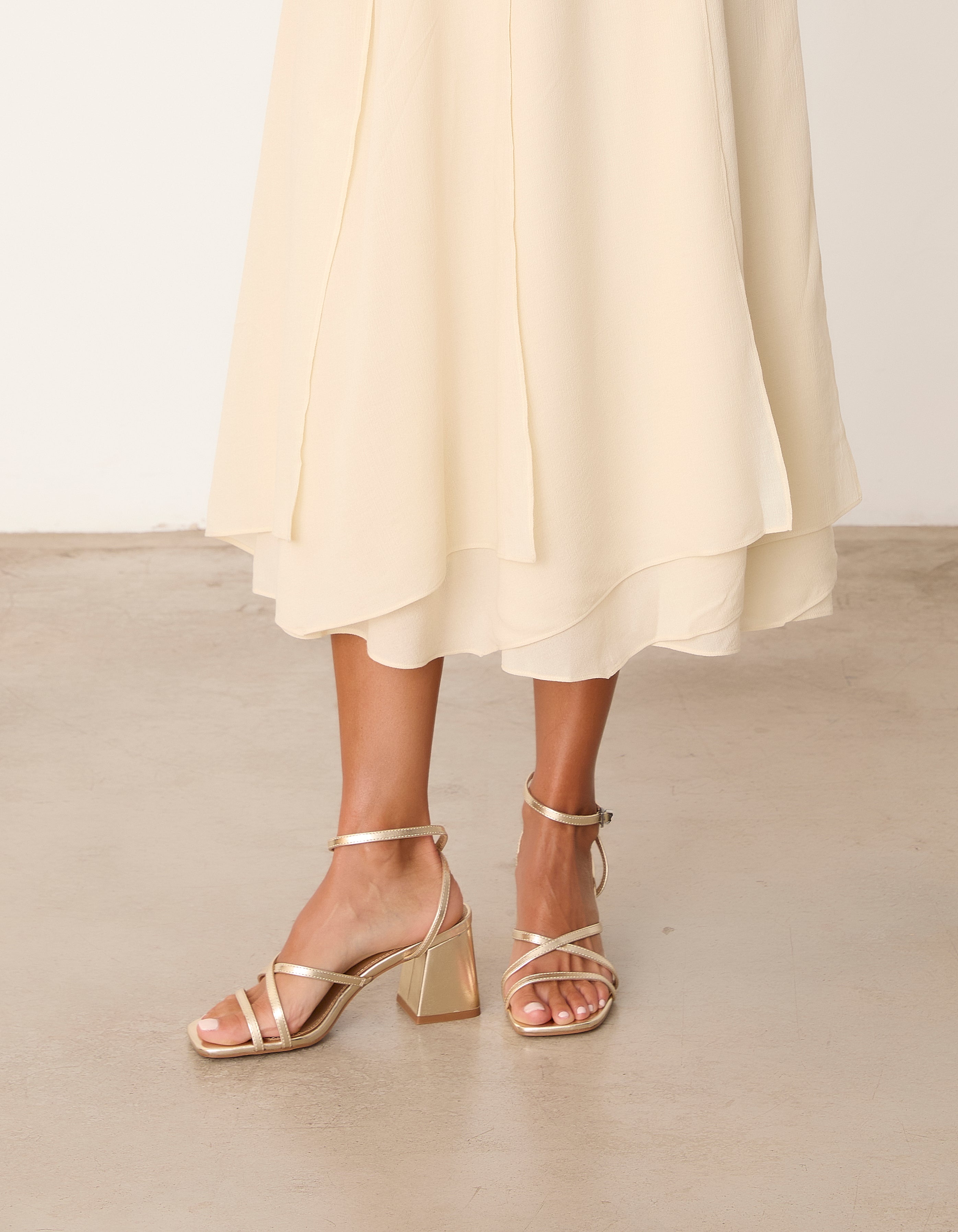 MIM Sandalia de tacón LUCIE DORADO