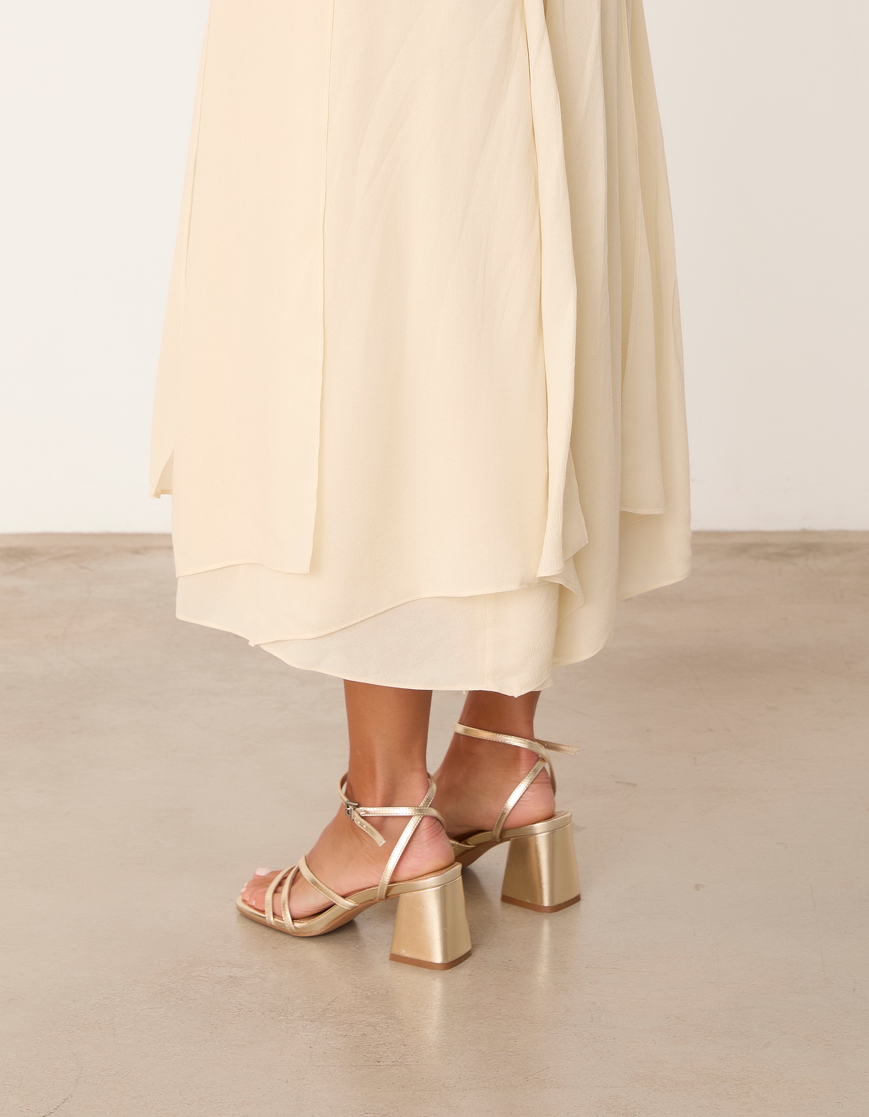 MIM Sandalia de tacón LUCIE DORADO