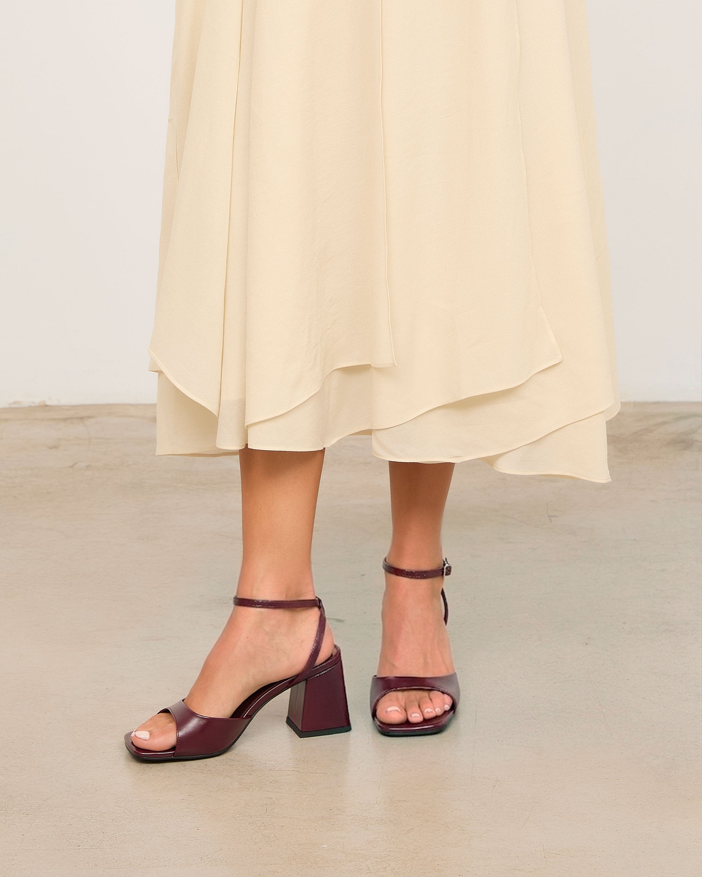 MIM Sandalia de tacón MANE BURDEOS