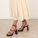 MIM Sandalia de tacón NORI BURDEOS