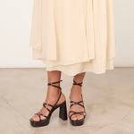 MIM Sandalia de tacón NORI BURDEOS