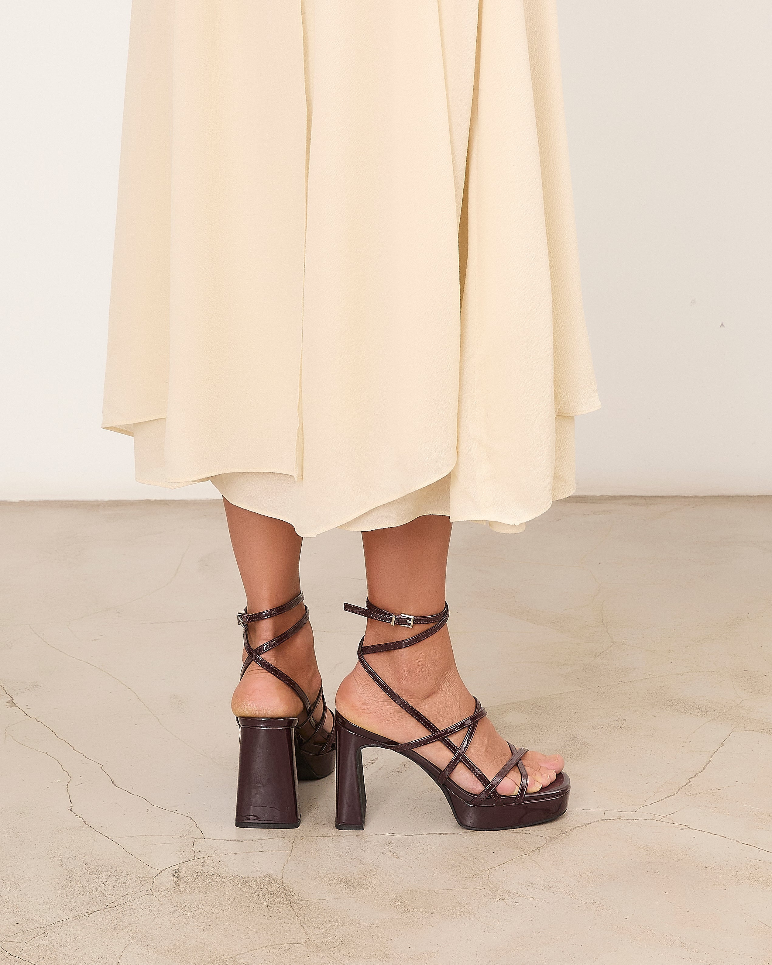 MIM Sandalia de tacón NORI BURDEOS