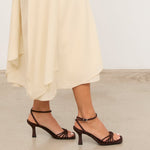 MIM Sandalia de tacón PAM CHOCOLATE