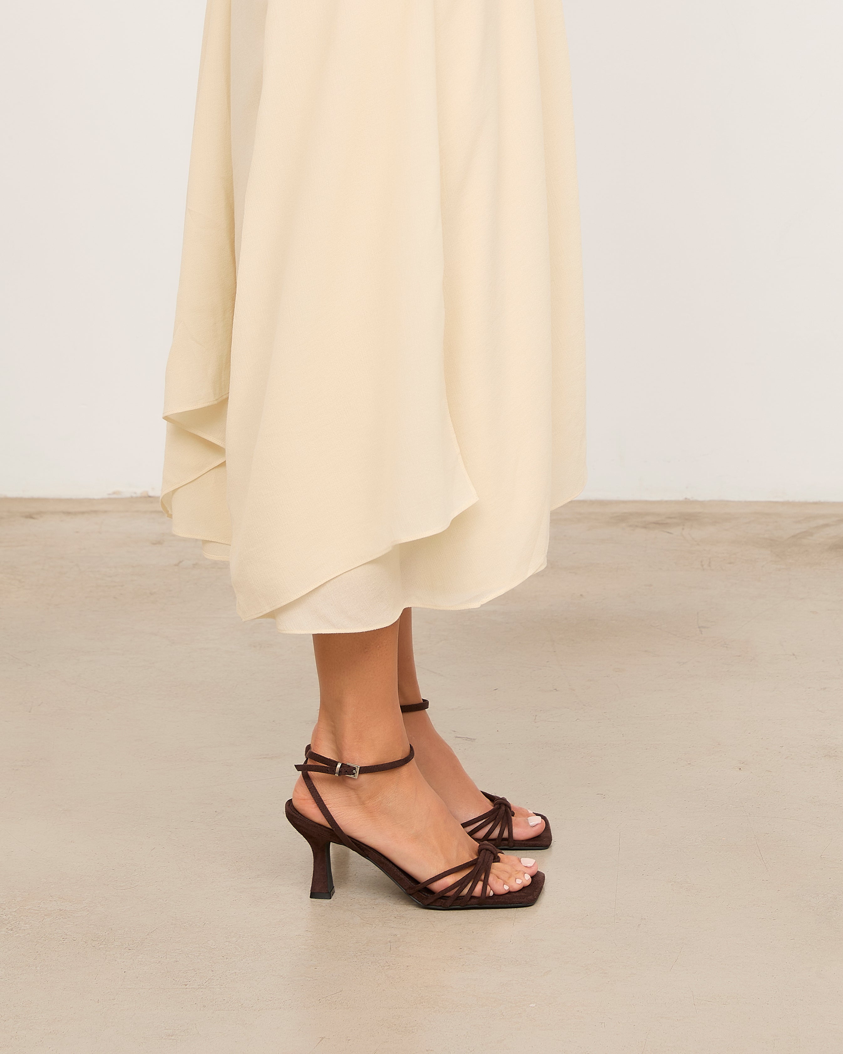 MIM Sandalia de tacón PAM CHOCOLATE