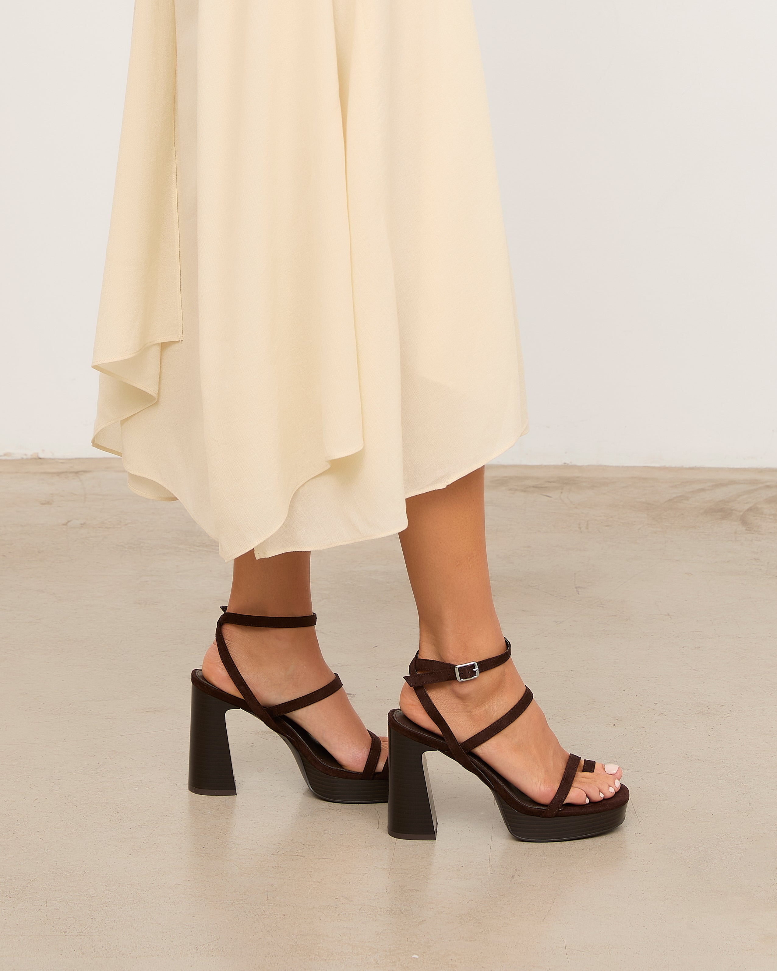 MIM Sandalia de tacón WILLY CHOCOLATE