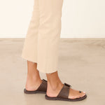 MIM Sandalia plana LOLA CHOCOLATE SNAKE