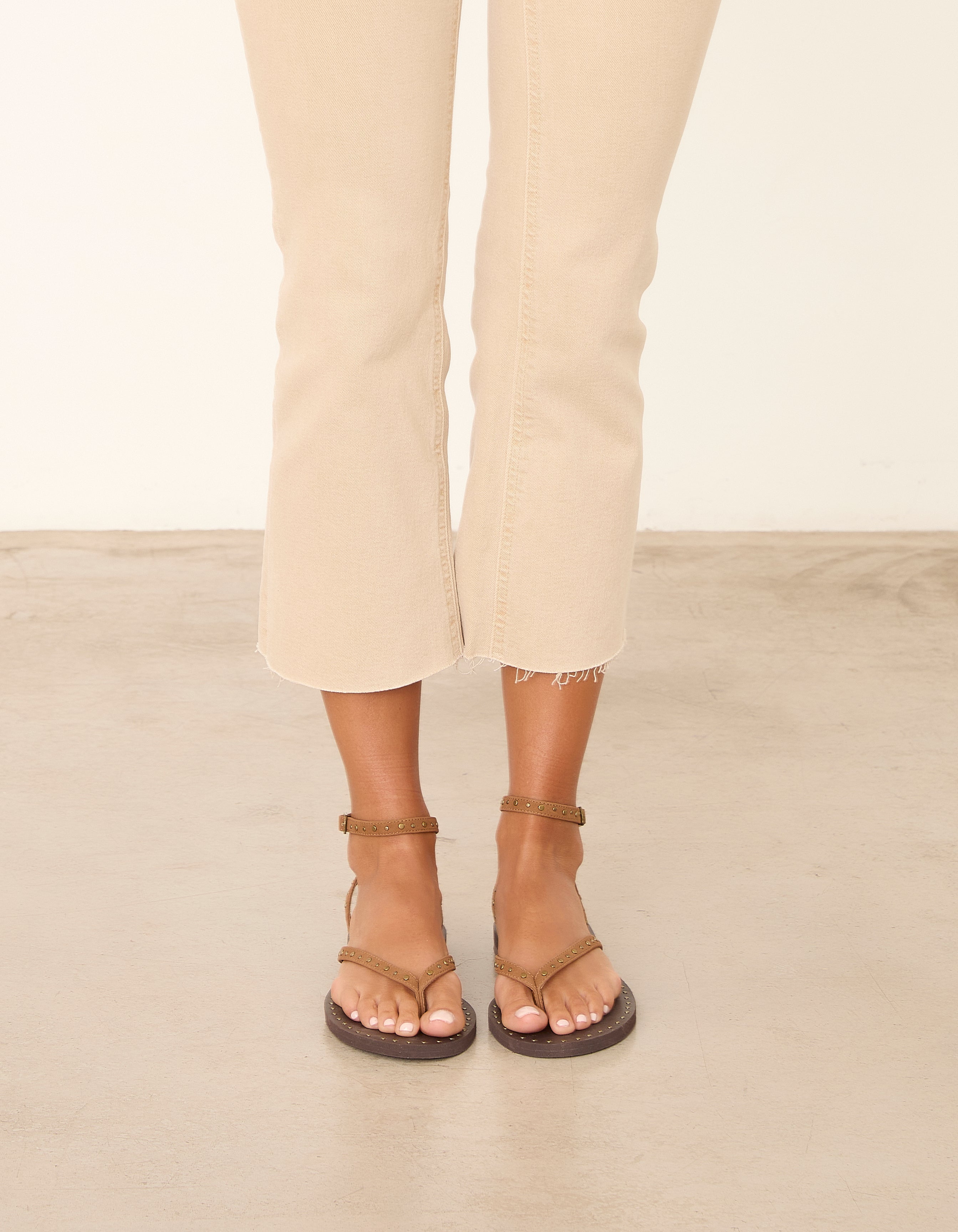 MIM Sandalia plana TEN CAMEL