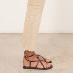 MIM Sandalia plana ZAYN CHOCOLATE