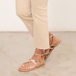 MIM Sandalia plana ZAYN DORADO