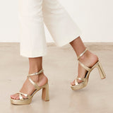 Mim shoes Sandalia de tacón GERY DORADO