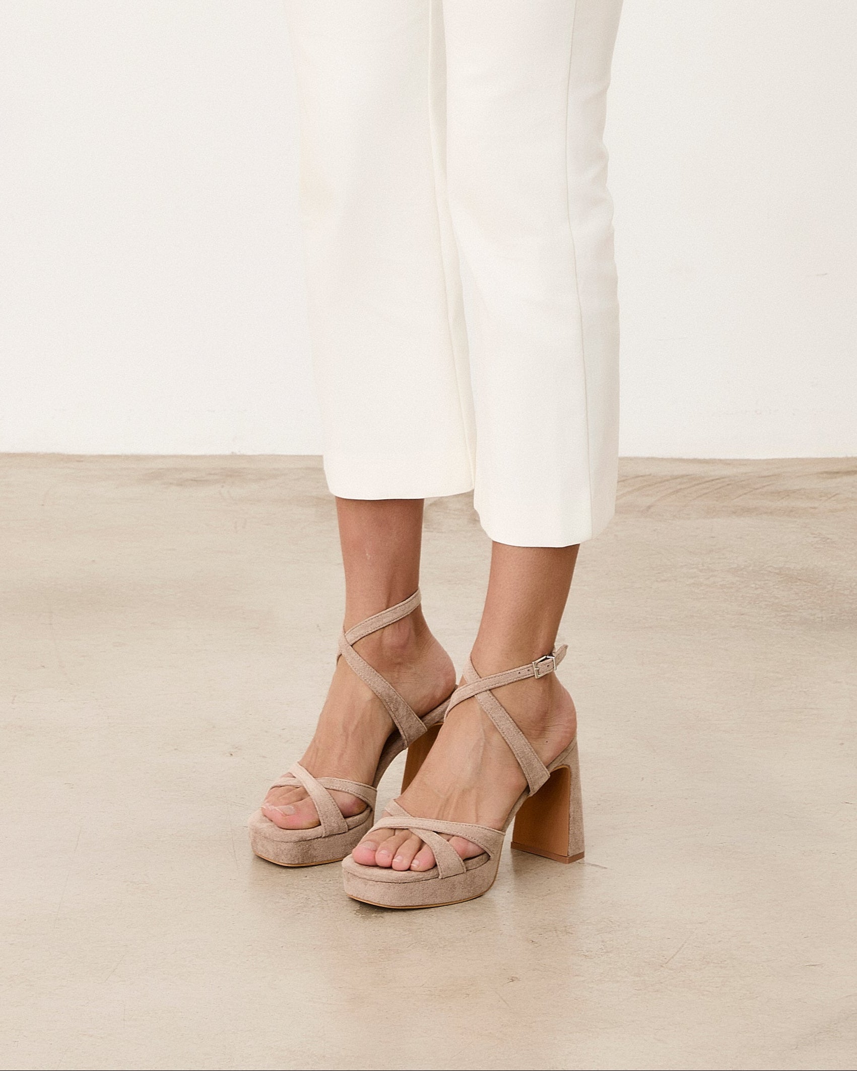 Mim shoes Sandalia de tacón GERY TOPO