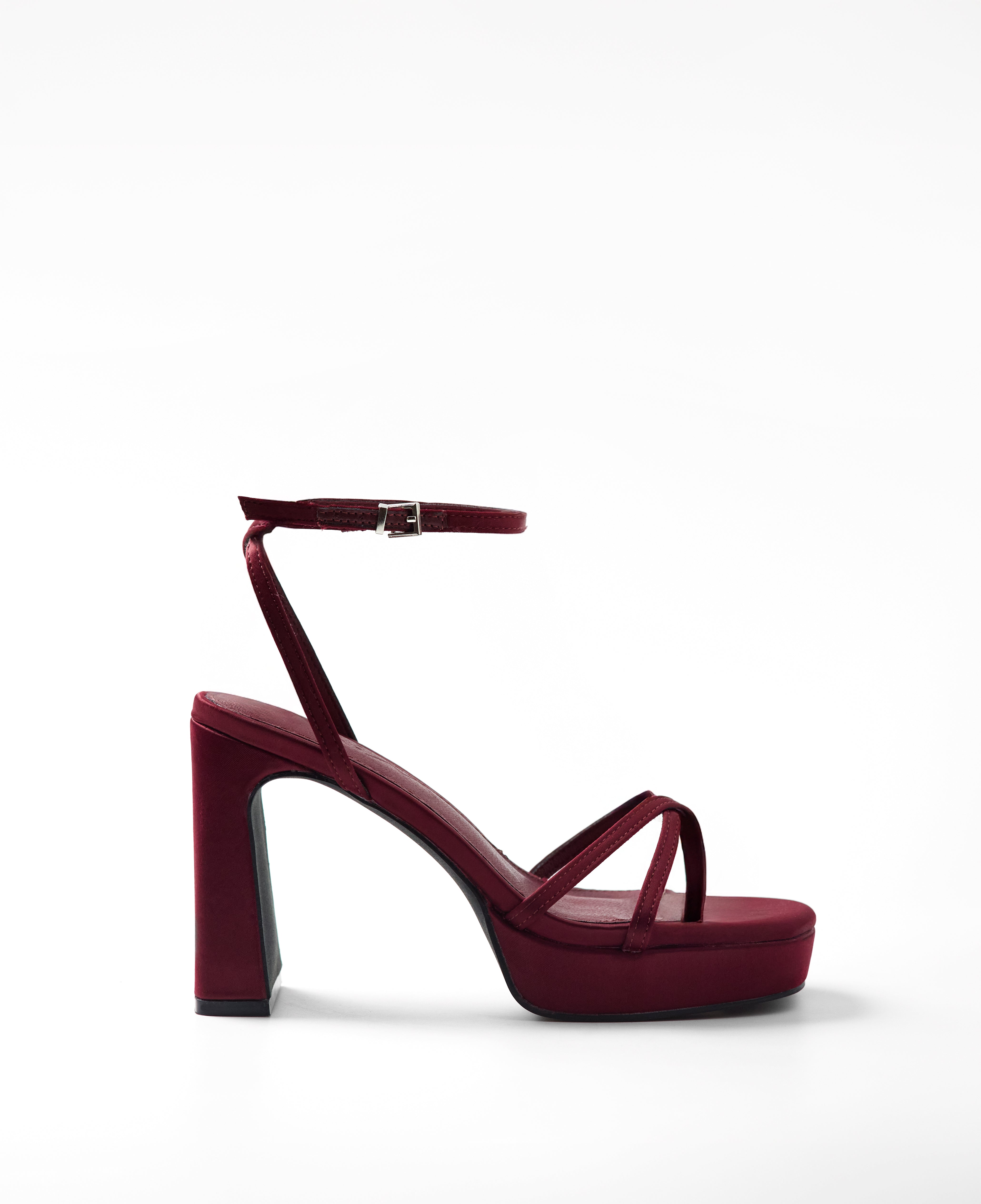 Mim shoes Sandalia de tacón GRETA BURDEOS SATIN