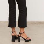 Mim shoes Sandalia de tacón GRETA NEGRO SNAKE